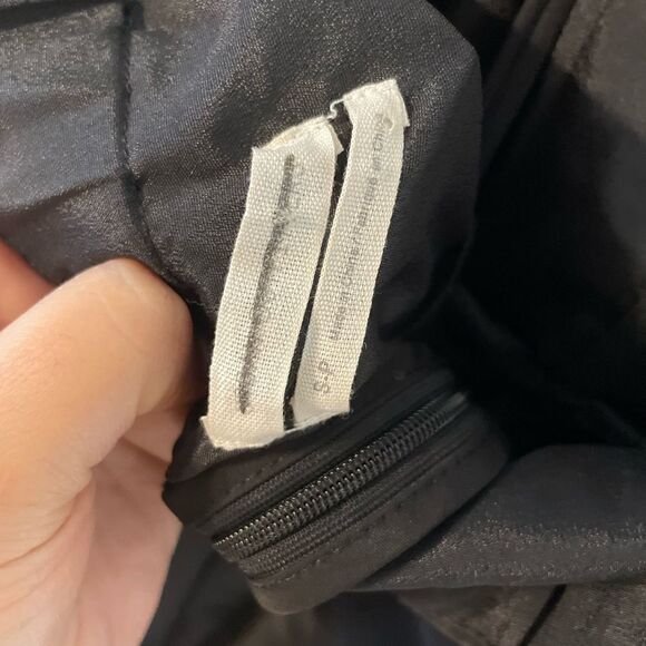 Urban Outfitters Cold Shoulder Halter Romper Size Small - Picture 6 of 12